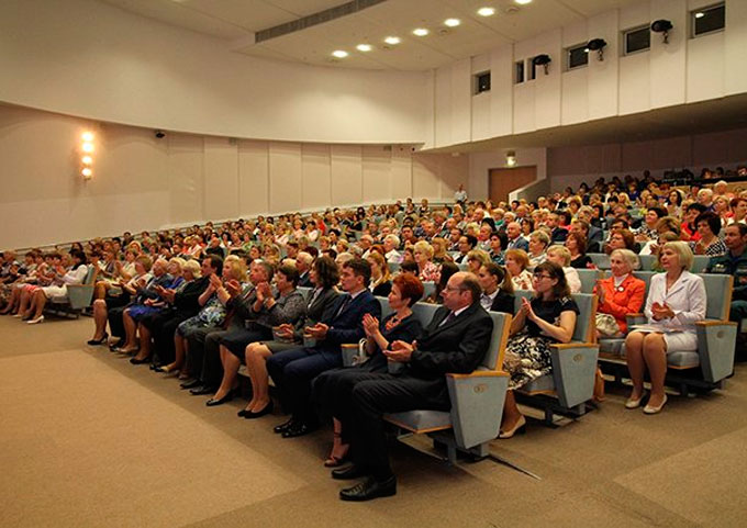 Стратегию развития столичного образования обсудили на августовской конференции педагогов в Минске