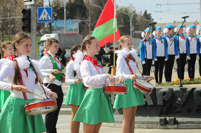 Торжественная линейка приема в ряды общественного объединения «Белорусская республиканская пионерская организация»