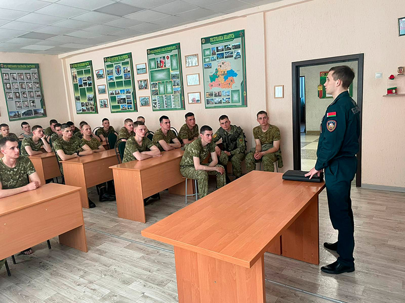 Заводской район. Профориентация в воинской…