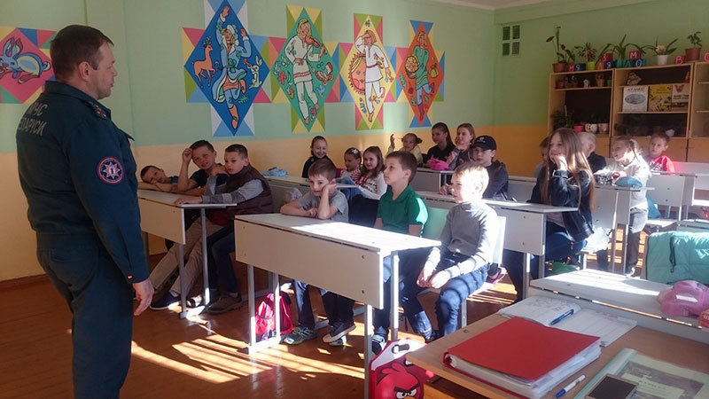 Профилактические занятия с детьми в летних лагерях