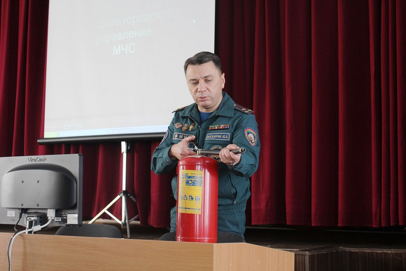Не оставляйте без присмотра электроприборы