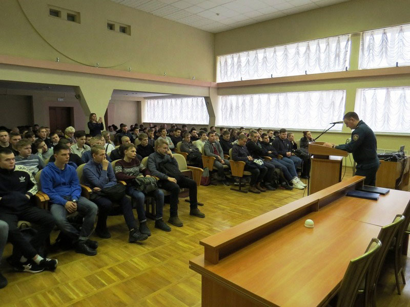 Поступай в ряды спасателей!