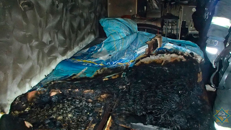 Пожар в столичной пятиэтажке: взорвался самокат