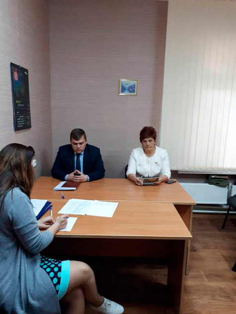 В мае 2018 г. прошли заседания советов общественных пунктов охраны правопорядка Заводского района г.Минска. В рамках Единого дня профилактики на заседаниях рассмотрен вопрос «Профилактика правонарушений, совершаемых в отношении пожилых граждан».