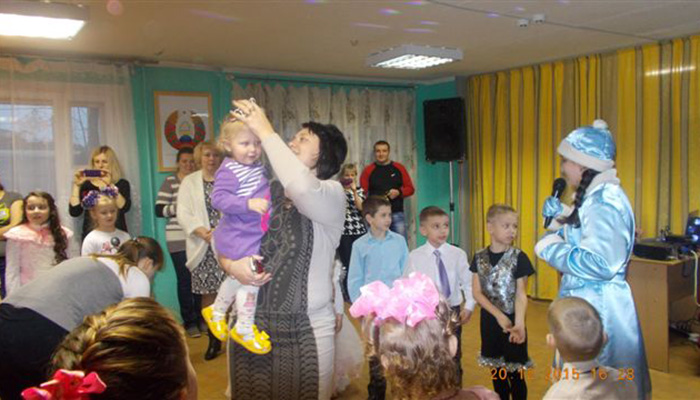 20.12.2015 года в актовом зале общежития УП «ЖРЭО Заводского района г. Минска» (ул. Плеханова, 31) прошел новогодний утренник.