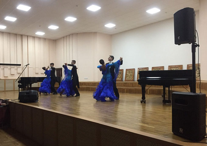Впервые в Заводском районе состоялся праздник праздничных людей.