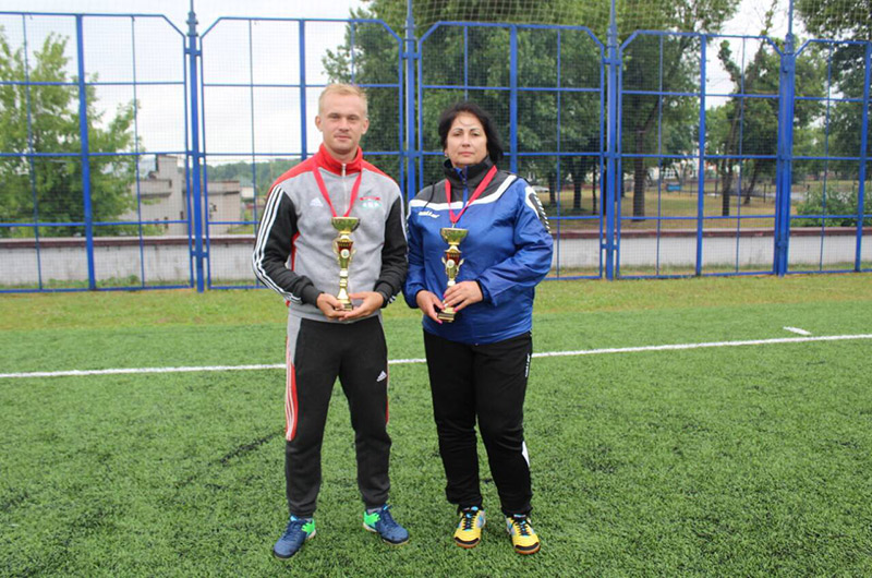 Соревнования среди девочек по футболу "Кожаный мяч" в программе городской спартакиады "Юность" состоялись с 25 по 28 июня.