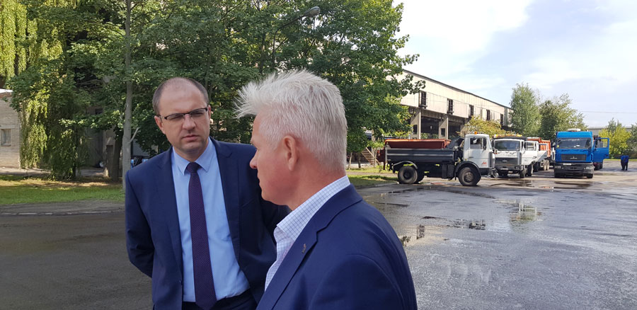 24 июля 2019 г. глава администрации Сергей Михайлович Масляк посетил промышленные предприятия района – завод ЖБИ УП «Минскметрострой» и ОАО «Макродор». 