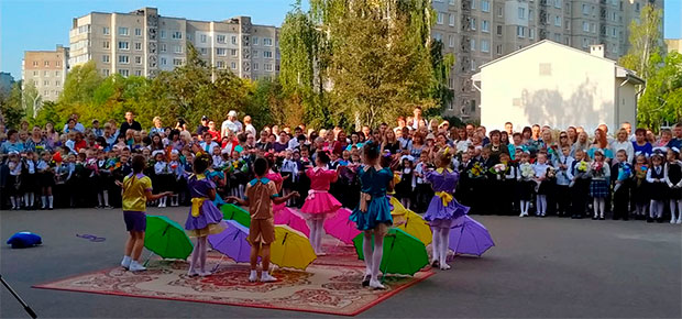 Заводская районная организация общественного объединения «Белорусский союз женщин» г. Минска подвела итоги проведения мероприятий республиканской акции «Соберем портфель вместе».