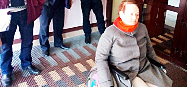 С целью определения доступности безбарьерной среды в Заводском районе были обследованы социально значимые объекты: Дворец МАЗ, медсанчасть ОАО МАЗ, общежития для работников завода.