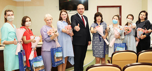 В 5-й больнице в День города на свет появились восемь детей.