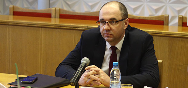21 января 2021 г. в Белорусском государственном экономическом университете в рамках Единого дня информирования прошла встреча главы администрации Заводского района г. Минска Сергея Михайловича Масляка с трудовым коллективом. 