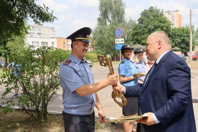 Открытие здания городского отдела милиции N 1.