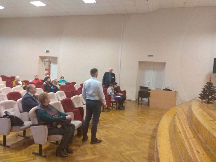 Встречи руководства администрации Заводского района г.Минска 21 декабря 2021 г. прошли с населением по месту жительства.