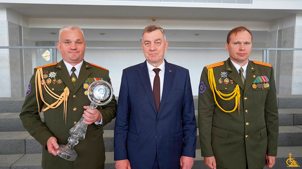 Вице-премьер Юрий Назаров наградил лауреатов премии в области качества: среди победителей УГЗ и НИИ ПБ и ЧС