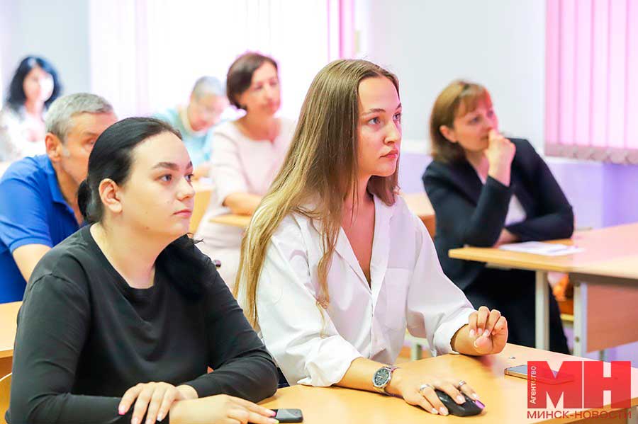 В Заводском районе прошла диалоговая площадка по теме «Благополучие семьи — благосостояние общества»