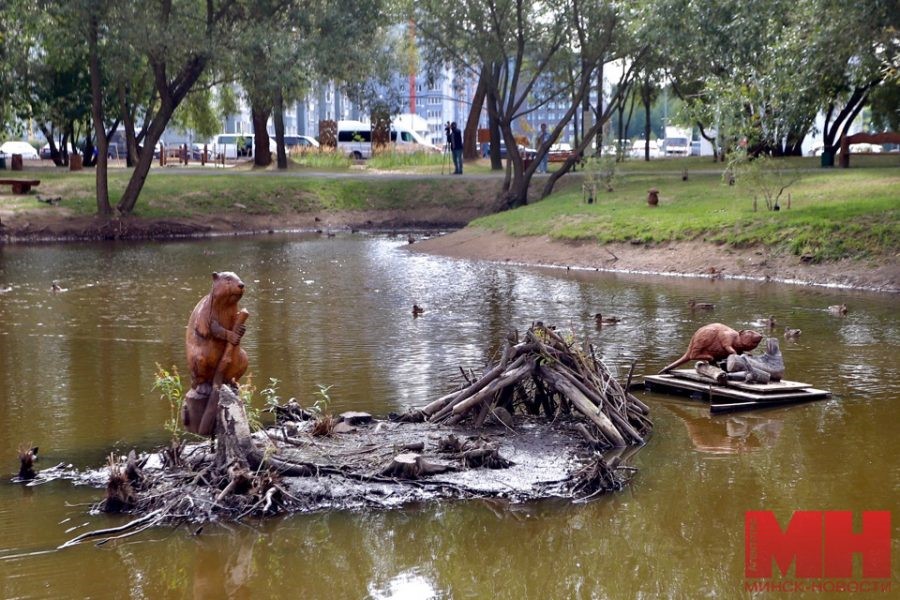 Новые зоны отдыха, обустроенные в столице ко Дню города, проинспектировали Н. Кочанова и В. Кухарев