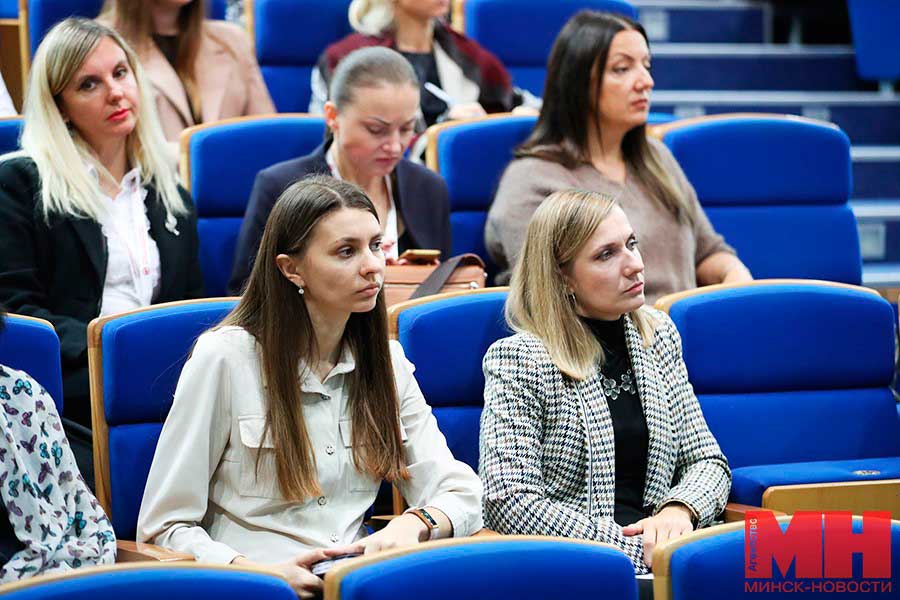 «На работающую молодежь делаем большую ставку». В Минске обсудили вопросы реализации молодежной политики