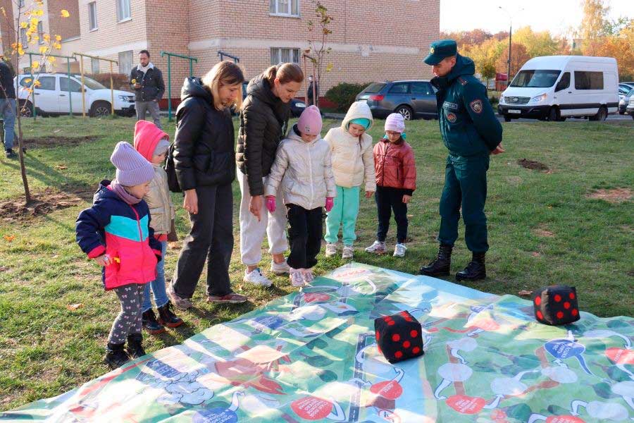С начала года у МКАД были высажены 2,5 тыс. саженцев ели