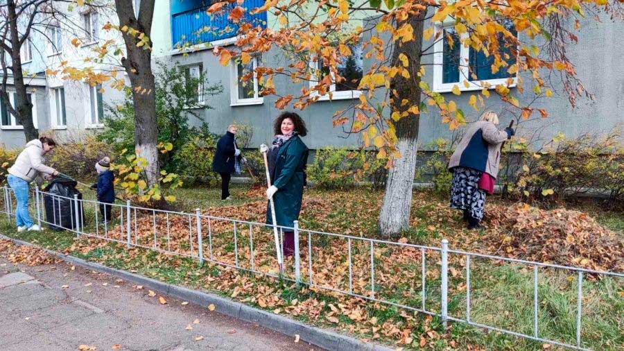 В Заводском районе в октябрьских субботниках уже приняли участие более 12,5 тыс. человек