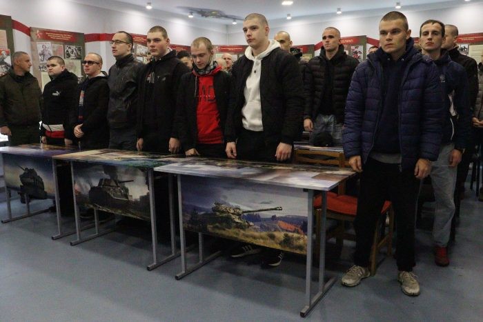 В Заводском районе прошла торжественная отправка призывников в Вооруженные Силы Беларуси