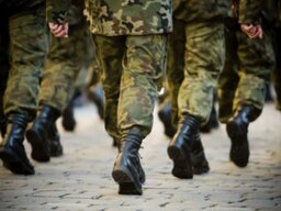 В Заводском районе прошла торжественная отправка призывников в Вооруженные Силы Беларуси