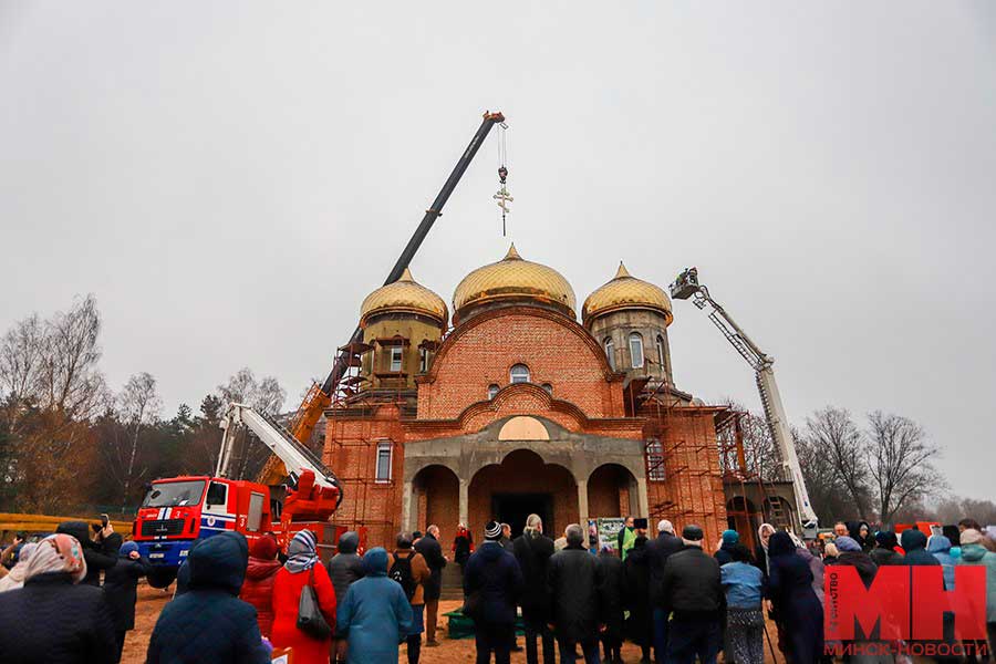 Самый большой в Беларуси купол украсил храм Благовещения Богородицы в Заводском районе