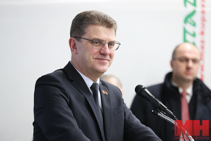 Владимир Кухарев пообщался с работниками «МАЗ-Купава». О чем спрашивали заводчане
