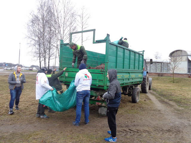 «Белая Русь» украшает Беларусь» в Заводском районе столицы