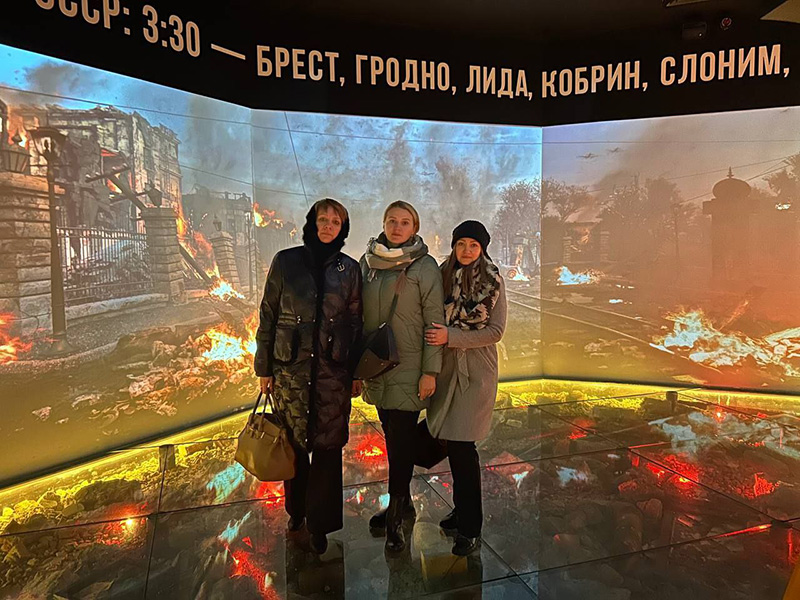 1418 шагов активистов «Белой Руси» по дороге Памяти!