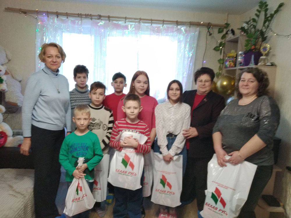 СЕРДЦЕ ОТДАЮТ ДЕТЯМ…