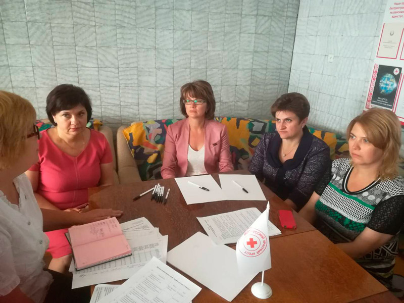 По итогам работы за полугодие состоялось заседание Президиума Заводской Районной организации Белорусского Общества Красного Креста.