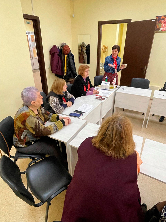Рабочая встреча волонтерской группы «Плечо подруги»