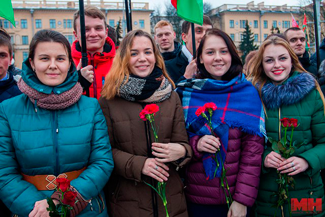 Всебелорусский слет студенческих отрядов «Молодость. Труд. Романтика» проходит в Минске 20 декабря, передает корреспондент агентства «Минск-Новости». 