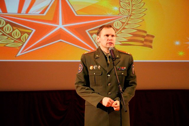 Праздничный концерт, посвященный Дню защитников Отечества и Вооруженных Сил Республики Беларусь прошел в Университете гражданской защиты МЧС Беларуси.