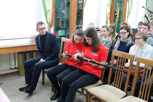 ПАМЯТИ ТЕХ, КТО НЕ ВЕРНУЛСЯ: В ЗАВОДСКОМ РАЙОНЕ ПОЗДРАВИЛИ ВОИНОВ-ИНТЕРНАЦИОНАЛИСТОВ