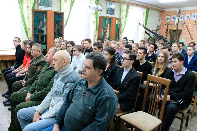 ПАМЯТИ ТЕХ, КТО НЕ ВЕРНУЛСЯ: В ЗАВОДСКОМ РАЙОНЕ ПОЗДРАВИЛИ ВОИНОВ-ИНТЕРНАЦИОНАЛИСТОВ