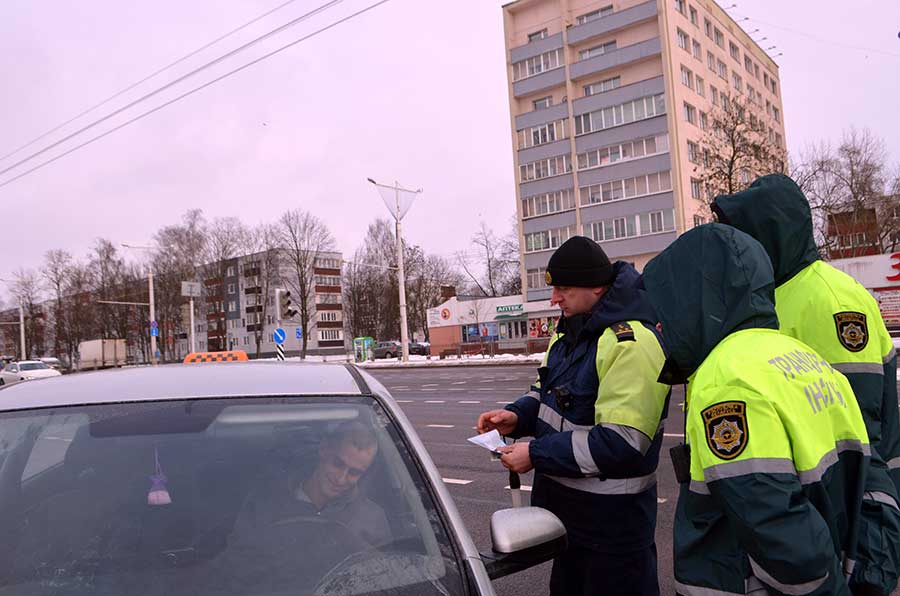 ГАИ и Транспортная инспекция выявляют факты нарушений водителями такси