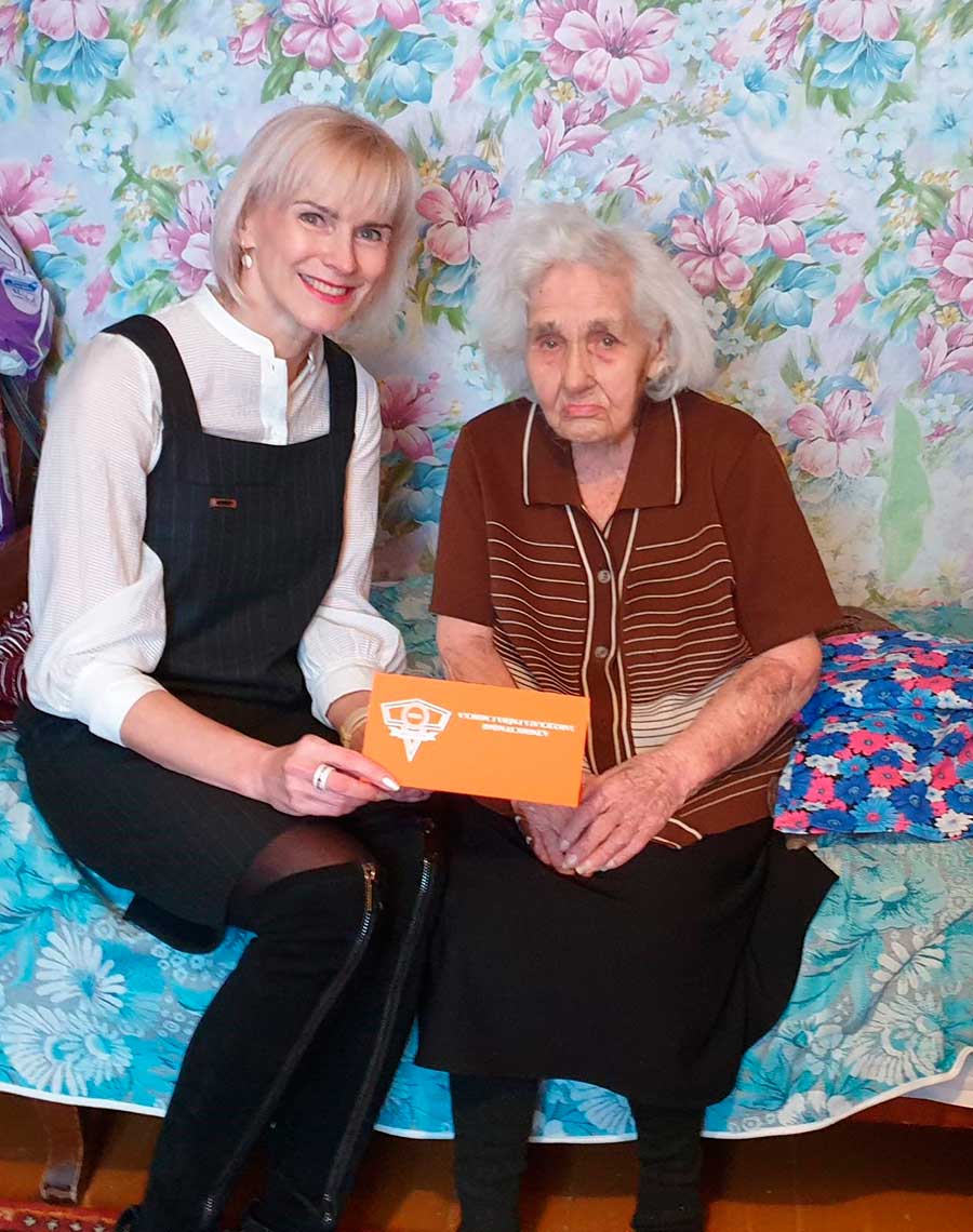 В Заводском районе состоялось чествование юбиляра, отметившего 100-летие.